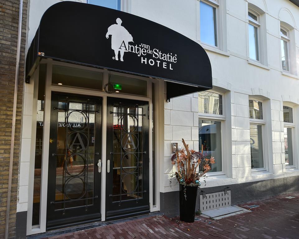 Brasserie-Hotel Antje Van De Statie เวียต์ ภายนอก รูปภาพ