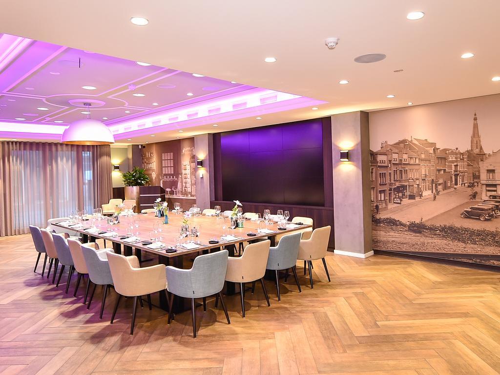 Brasserie-Hotel Antje Van De Statie เวียต์ ภายนอก รูปภาพ