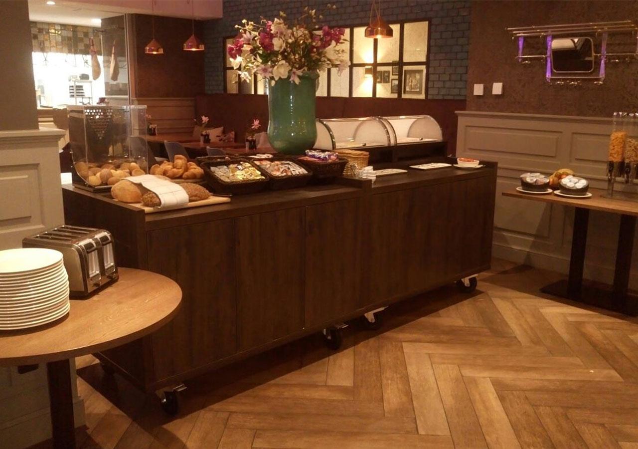 Brasserie-Hotel Antje Van De Statie เวียต์ ภายนอก รูปภาพ