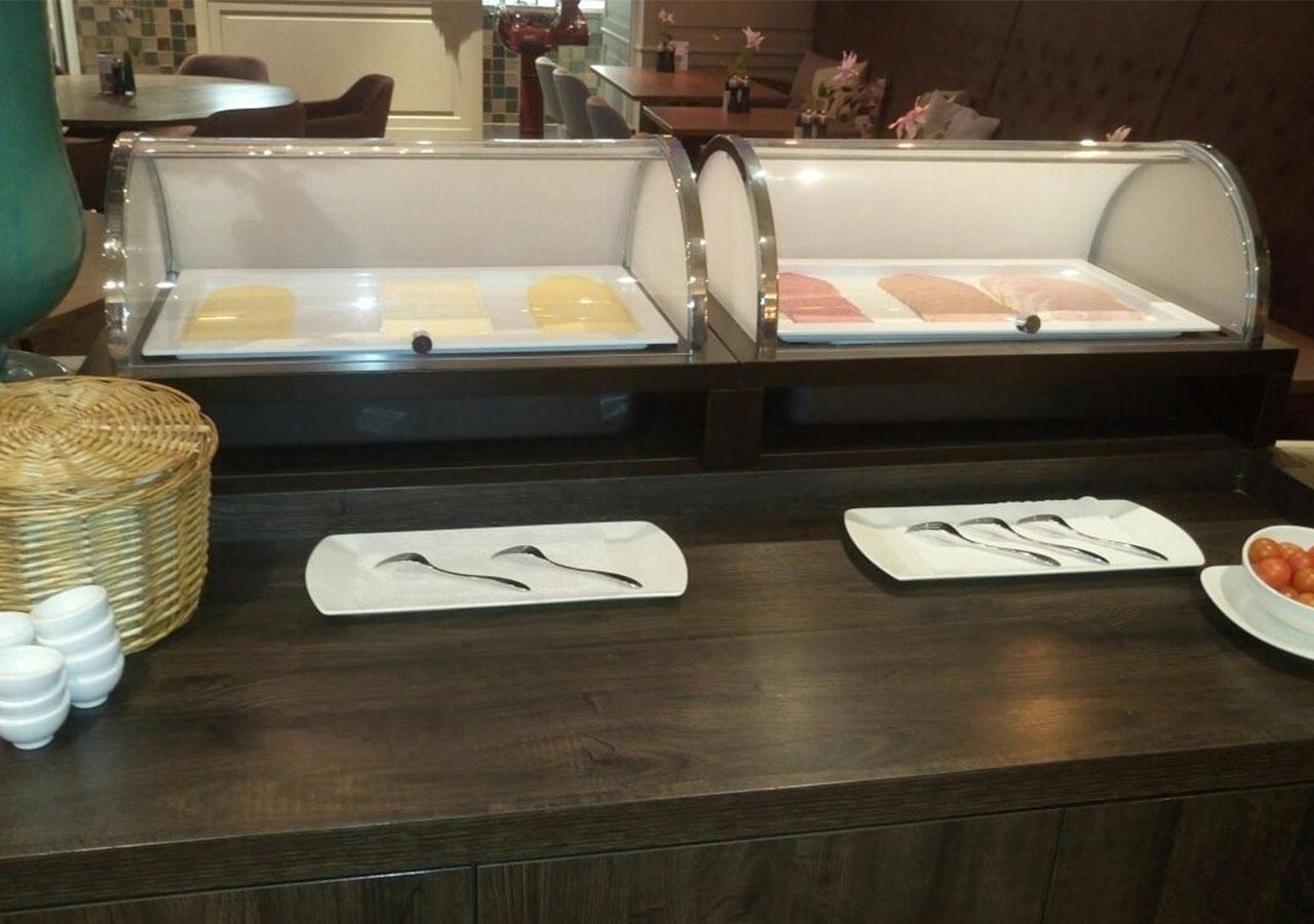 Brasserie-Hotel Antje Van De Statie เวียต์ ภายนอก รูปภาพ