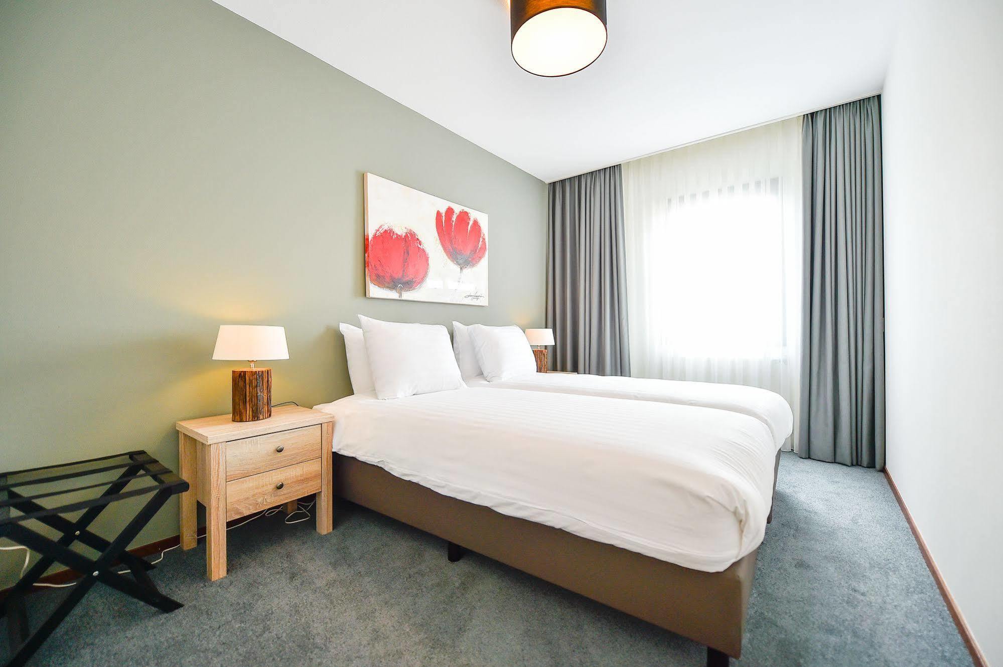 Brasserie-Hotel Antje Van De Statie เวียต์ ภายนอก รูปภาพ