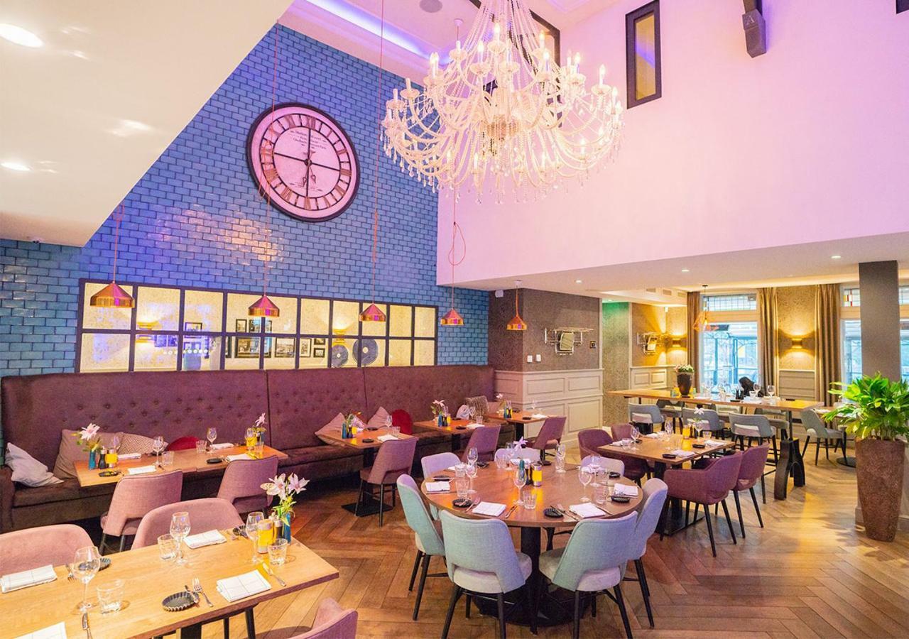 Brasserie-Hotel Antje Van De Statie เวียต์ ภายนอก รูปภาพ